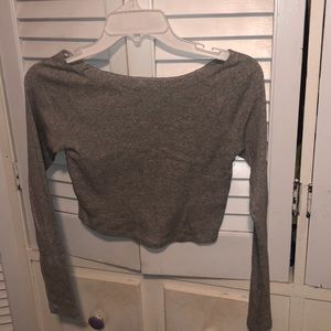 Off shoulder cropped top